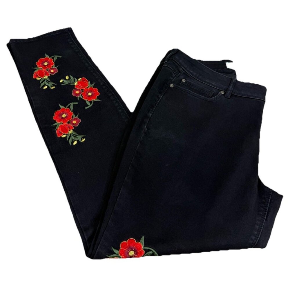 Cato Est 1946 Sz 12 (Actual 31x27.5) Floral Embroidered Casual Pants Black EUC